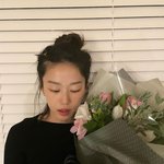 사랑해요” 이주명, 12세 <b>연상</b> 김지석과 맞은 첫번째 생일? 꽃다발...