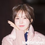 ‘귀가 뾱 나와버린 완람쥐’ (웬디의 영스트리트 출근길) [<b>HD</b>포토]
