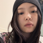 떴다..제니, 모공하나 없는 '순두부 비주얼' 쟤니? [<b>SHOT</b>...