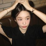  계엄령 뒤숭숭 분위기 속 “<b>별생각</b> 없이 살아” 일상사진 대방출