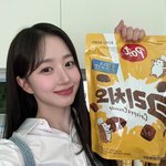 요즘 확실히 광고계에서 주목받는 듯한 <b>여</b>돌