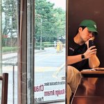 이루, 자숙 2년 만의 근황인데..."우울함" [<b>SHOT</b>!]