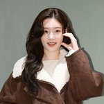 [포토] <b>정채</b>연 '따뜻한 볼하트'