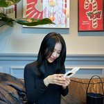 '10살 연하'한예슬, 사랑 듬뿍 받는 연말.."언니 챙겨주는...