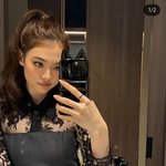 엘라 <b>폰</b>케이스 어디껀<b>지</b> 아는 사람