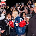 [모두드루와] 오늘자 로제 <b>뉴욕팝업</b>봐;