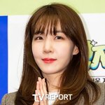 김이나, 탄행 정국 속 '<b>일베</b> 용어' 사용 논란..."들어가본...