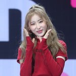 이채연, “나도 국민” 탄핵 정국 속 소신발언에 ‘<b>환호</b>’ 이어져