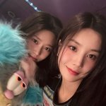 예쁜애 옆 또 예쁜애…권은비·김민주, 아이즈원 6년 우정<b>ing</b>