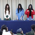 '계약해지 선언' 뉴진스, 요아소비 공연 게스트 무대서 '그룹명 <b>생략</b>'