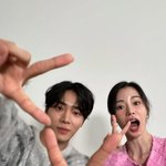 밀착 <b>NO</b>" 임지연, '이도현' 아닌 男 배우와는 철저히 거리두기샷