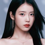 '이종석' 아이유, 그저 눈부신 여신룩..시크美 제대로[화보]