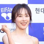 "모르는 아주머니가 갑자기 <b>등짝</b> 스매싱..캐릭터 때문"('가요광장')