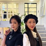‘레인보우18’ 고우리·조현영, 연말 나눔 팬사인회