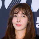 김이나, '<b>일베</b> 단어 사용' 논란…별밤 '하차' 대신 '사과'했다