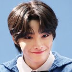 눈이 큰데도 <b>실눈</b>캐로 유명한 남자 아이돌