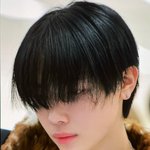 앤팀 니콜라스 얼굴형 ㅆㅅㅌㅊ다