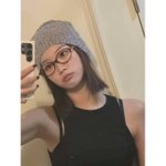 [회사생활] 르세라핌 김채원, 긱시크 스타일도 완벽 소화... 소소한...