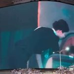 신세계 승무원 카리나 전광판