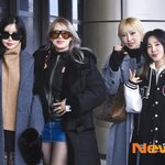 투애니원, 8년 만인 공항패션도 완벽‥개성도 우정도 100점