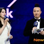 <b>주시</b>은-유희관, 골든글러브 진행 맡았어[포토엔HD]