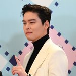 [모두드루와] 국밥·우동 이어 <b>호두</b>과자까지…‘먹방 장인’ 이장우,...