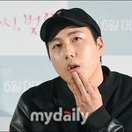 [모두드루와] <b>장범준</b>, 尹탄핵 집회 응원 '전쟁이 나면' 공개…"전쟁...