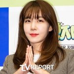 논란' 김이나 "윤 대통령 탄핵하라"...韓음악인 시국선언 <b>동참</b>