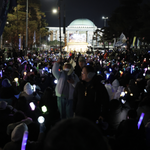 [댓글부탁해] '탄핵 국면' 아이유·유리 선결제+이승환·최민식 소신...