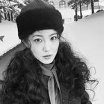 신예은, 라면 면발 생각나는 뽀글머리..'만찢녀' 비주얼[스타<b>IN</b>]