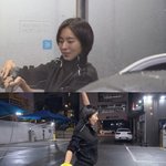 유이, <b>셀프</b> 세차 자신만만하더니 "이제 절대 안해..철인 3종보다...
