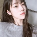 [댓글부탁해] 친구가 지 <b>피부</b> 노랗다고 싫어하는데