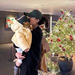 '금융맨' 손<b>연재</b>, 아들과 오붓한 데이트…꼭 안고 뽀뽀 쪽