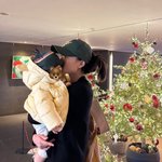 손연재 애엄마 맞아? 모자도 못 가린 청순미…9개월 子와 <b>오붓</b> 데이트