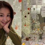 尹<b>탄핵</b> 가결 후..이시영, 파티열었다 "축하할 일 많았던 어제"