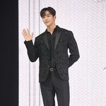 키 190 남돌 3명 중에서 누가 비율이 좋은것 같음?