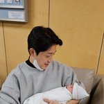 [어케생각해] 손헌수, 아빠 됐다 “인생 최고의 감격”