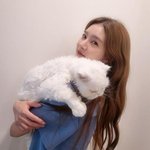 [어케생각해] 김소은 “선물같은 아들 ‘쿠니’ 무지개다리 건너”...