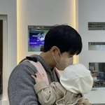 ‘이다인’이승기 10개월 딸 품에 <b>안고</b> 어디 갔나 봤더니 “건강하고...