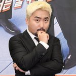 '한소희 닮은꼴 열애' 유병재, 핑크빛 증거 포착됐다…"얼굴 불타고...