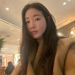 46살 김사랑, 여자 <b>벤자민</b> 버튼 “시간을 거꾸로 가는 미모”