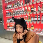  김사랑, 충격적 실물 미모..마주치면 이런 모습 [<b>SHOT</b>!]