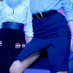 여자도 남자도 원하는 각선미.<b>gif</b>