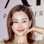 [현장포토] "열혈 <b>블링</b>"...이하늬, 자체발광 미모