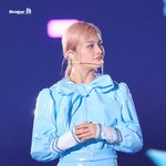 아일릿 <b>의상</b>은 뭔가 이쁜듯 아쉬워