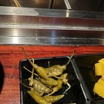 [어케생각해] 고추절임 이거 원래 이런가요??(반찬 <b>재탕</b>?)