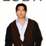 배우 유태오, 부친상 비보…아내 니키리와 <b>독일</b>行