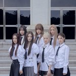 골든디스크까지…'글로벌 루키' 이즈나, 데뷔 한 달 만 광폭 행보