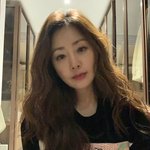 장기연애' 오나라, 막 찍은 사진 속 미모가 이 정도..<b>우아</b>함 폭발