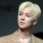 [단독]'부실 대체<b>복무</b> 논란' 송민호, 오늘 출근 안 했다..병가...